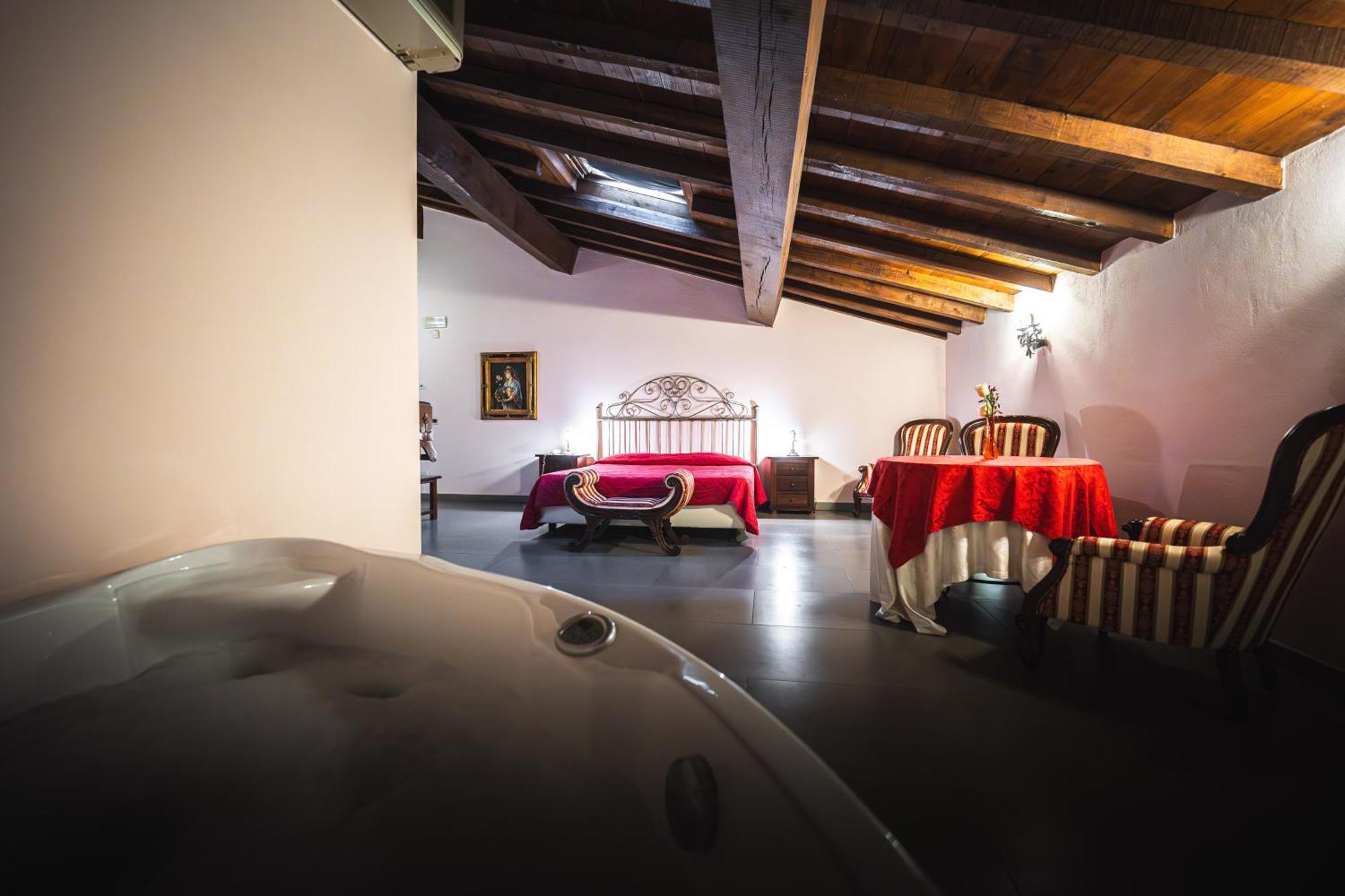 Hotel La Tavola Rotonda Cortemaggiore المظهر الخارجي الصورة