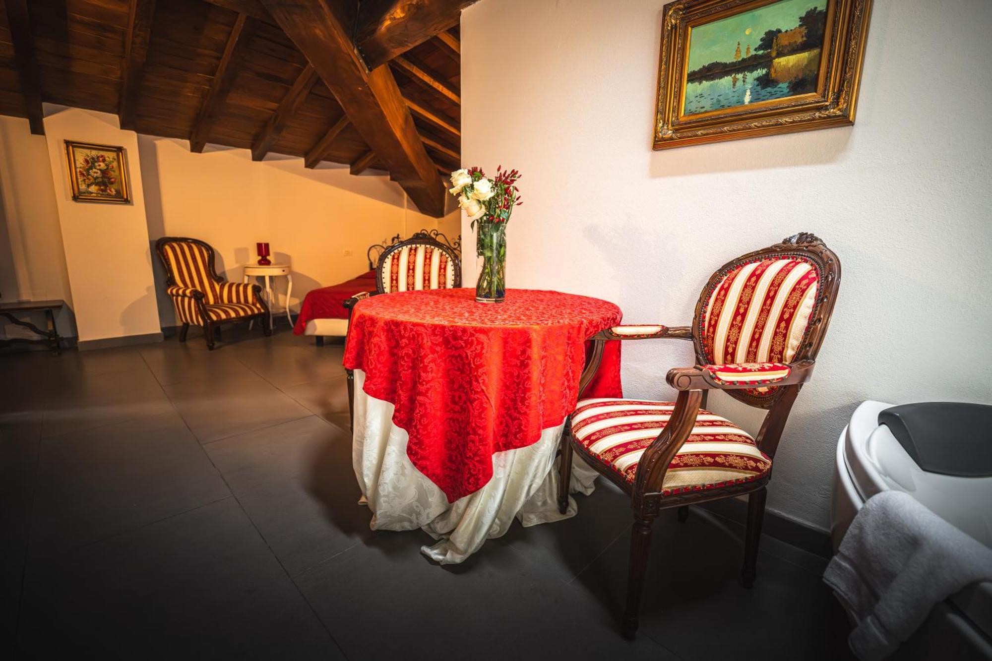 Hotel La Tavola Rotonda Cortemaggiore المظهر الخارجي الصورة